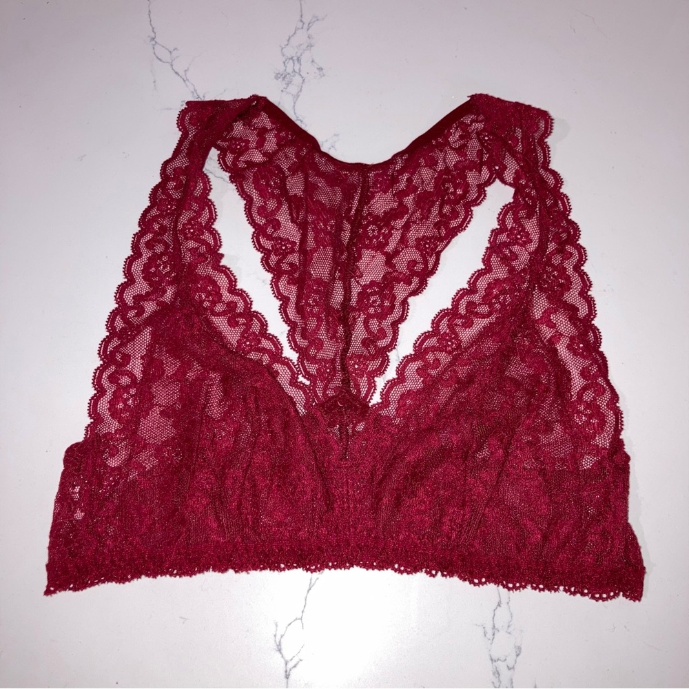 ($4 ADD ON) Victoria’s Secret Red Lace Racerback Bralette - size S